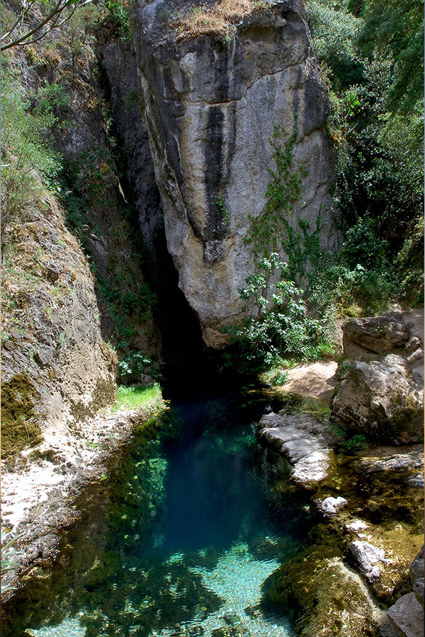 Sorgente Carsica di Su Gologone